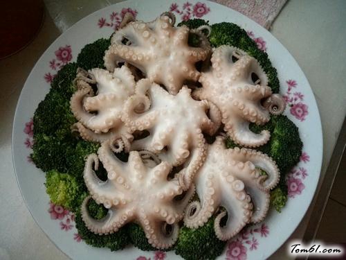 【耗油八带鱼扣西兰花】