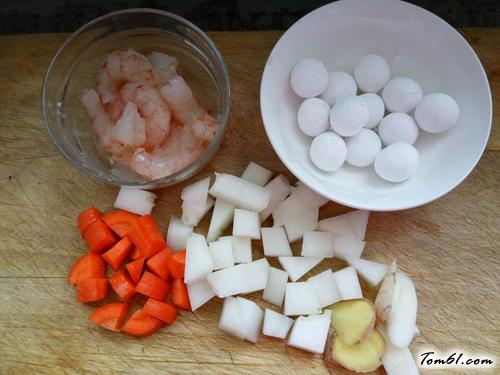 【汤圆蔬菜羹】