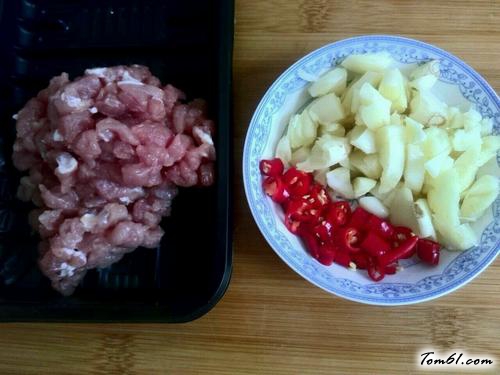 【肉末烧茄子】