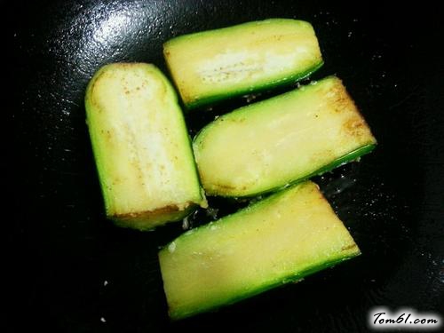 【香煎肉酱茄子】