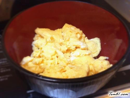 【尖椒炒鸡蛋】