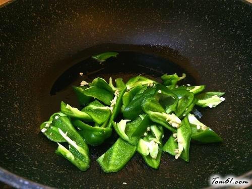 【尖椒炒鸡蛋】