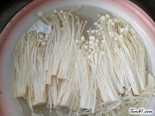 【蒜蓉肉末金针菇】