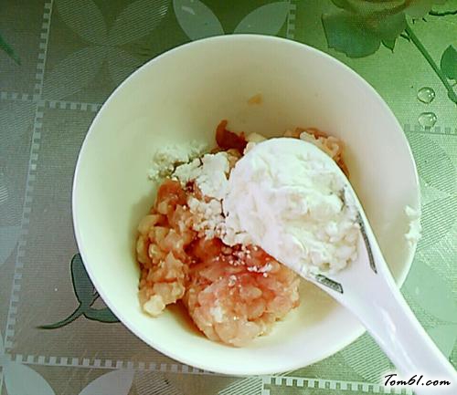 【肉丁炒胡萝卜】