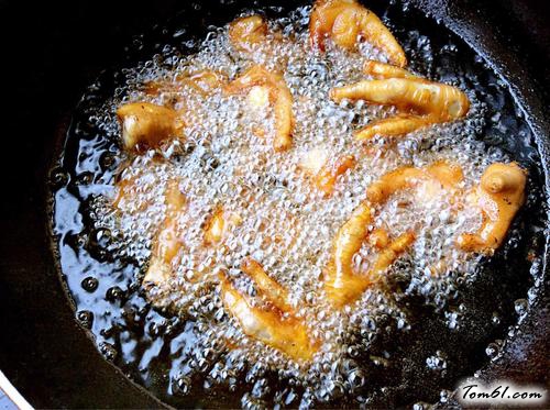 【红烧香辣鸡爪】