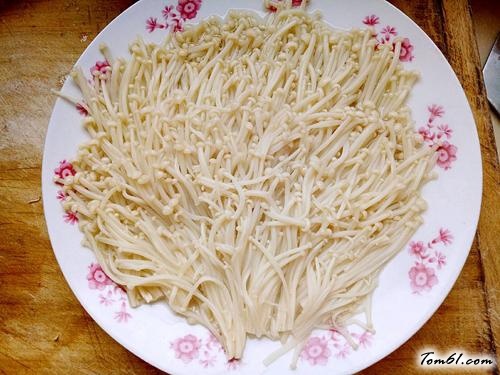 【蒜蓉肉末金针菇】