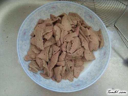 【猪肝炒青椒】