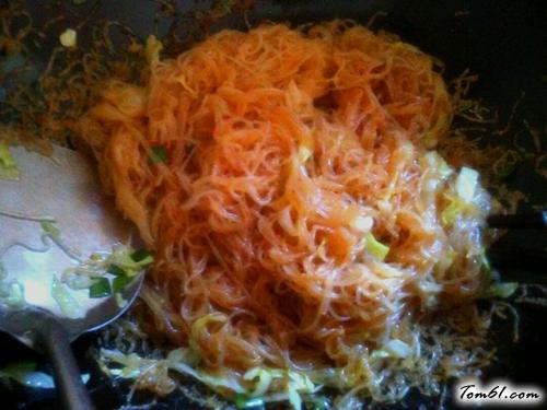 【包心菜炒粉丝】