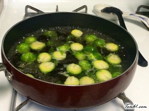 【素炒球芽甘蓝】