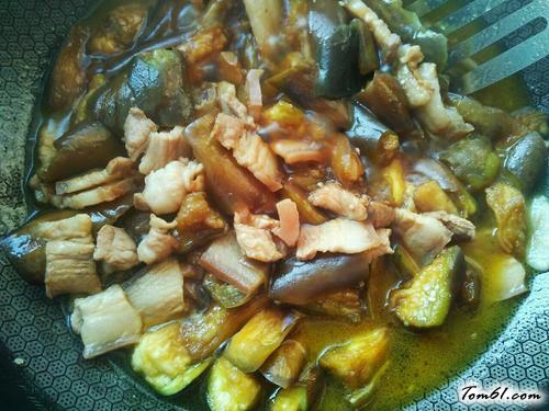 【红烧肉焖茄子】