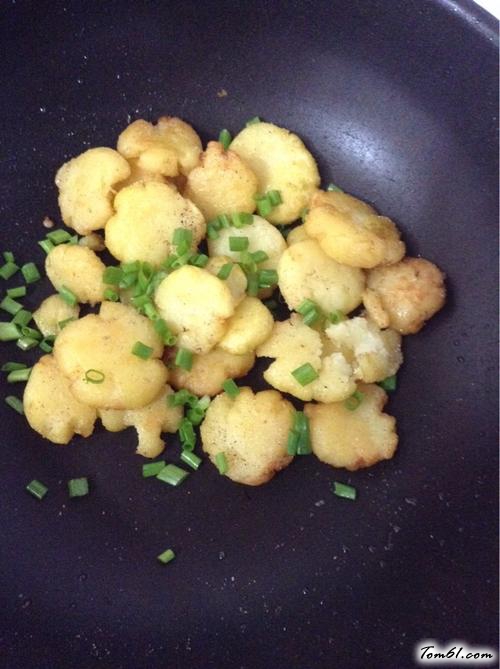 【椒盐土豆饼】