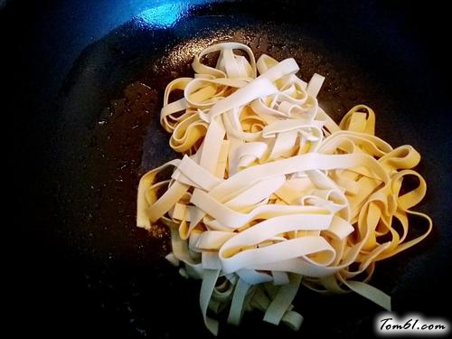 【尖椒干豆腐】