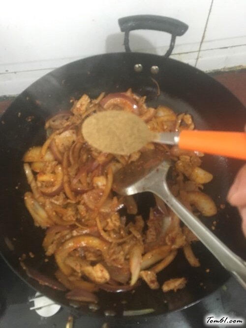 【新疆炒烤肉】