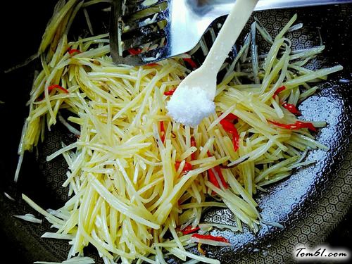 【酸辣土豆丝】