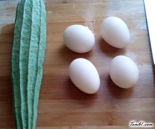 【丝瓜炒鸡蛋】