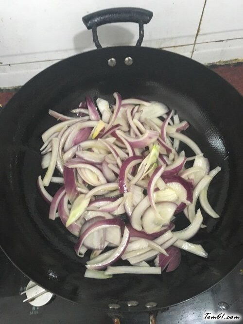 【新疆炒烤肉】