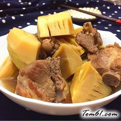 春笋烧排骨的做法