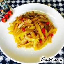 酱爆西瓜皮的做法