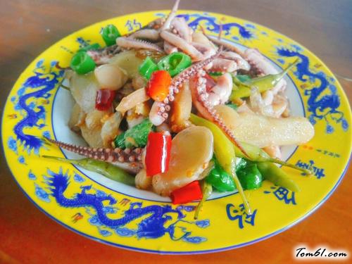 【泡椒鱿鱼须】