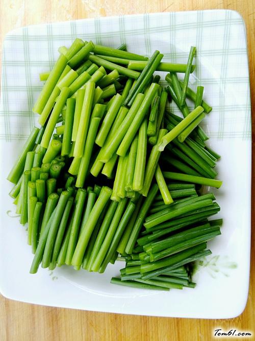 【韭苔炒鸡蛋】