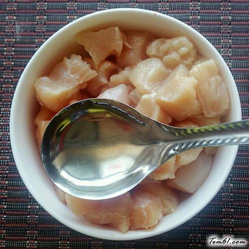 【青椒爆炒鸡丁】