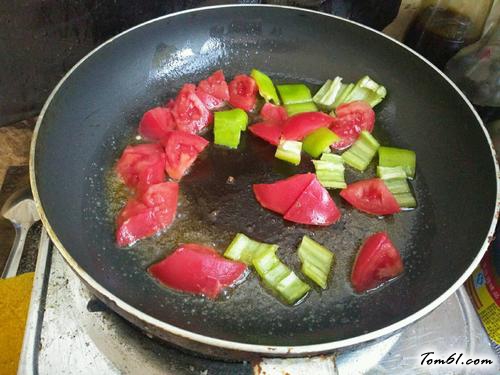 【西红柿土豆片】