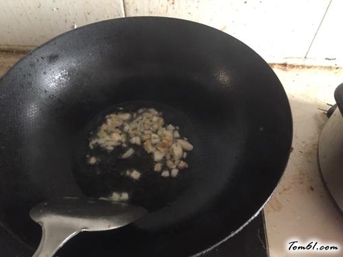 【黑木耳炒山药】