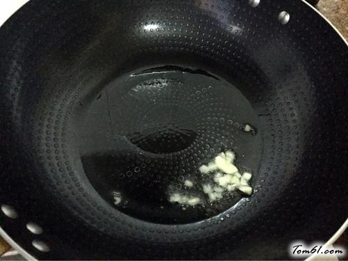 【蚝油炒海鲜菇】