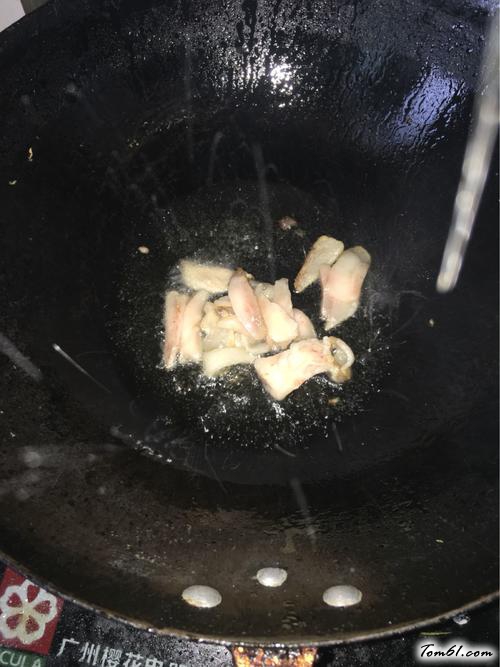 【肉炒胡萝卜】