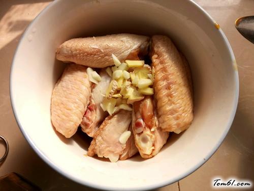 【蜜烤鸡翅中】