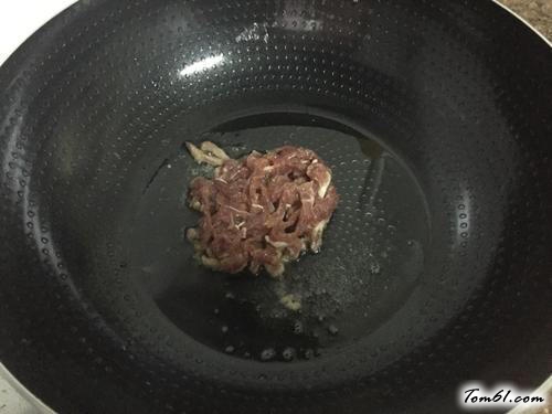 【金针菇炒肉丝】