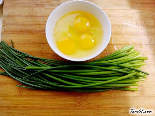 【韭苔炒鸡蛋】