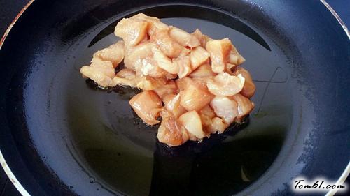 【青椒爆炒鸡丁】