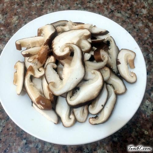 【蚝油香菇菜心】