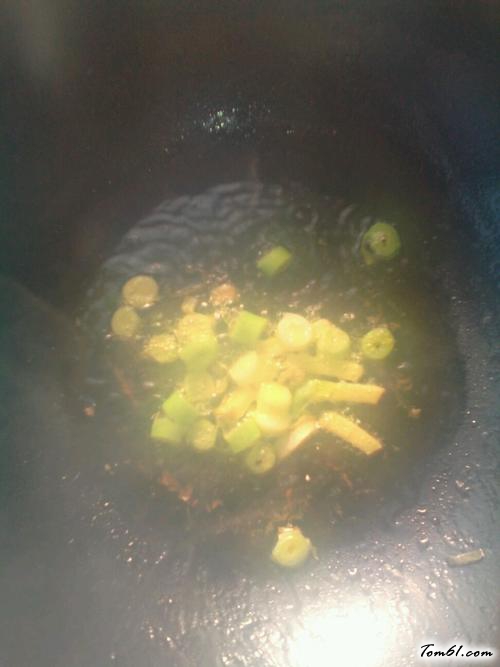 【尖椒爆鸡心】