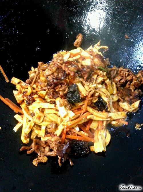 【酱香豆腐干】