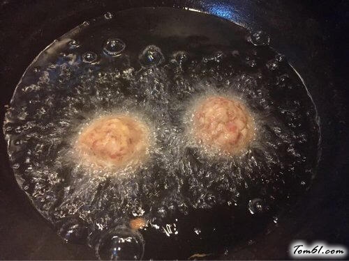 【红烧狮子头】