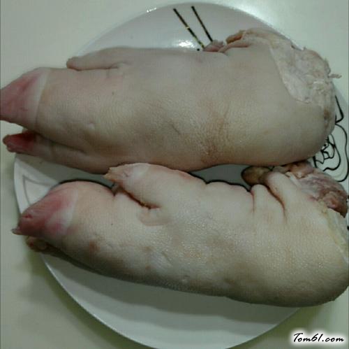 【扒猪蹄】