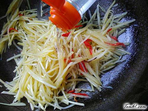 【酸辣土豆丝】