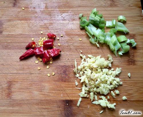 【彩椒炒杏鲍菇】