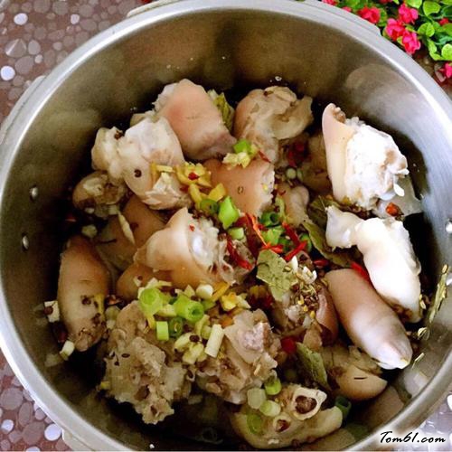 【家常红烧猪蹄】