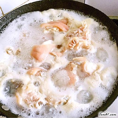 【家常红烧猪蹄】