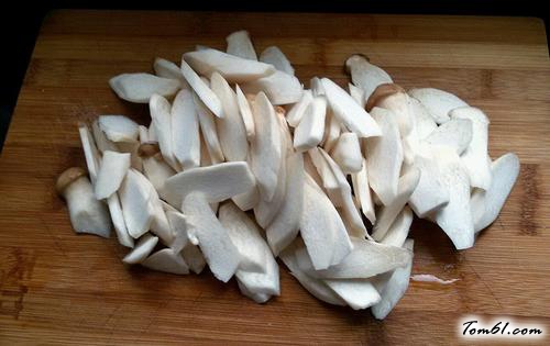 【彩椒炒杏鲍菇】