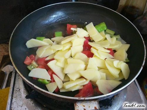 【西红柿土豆片】