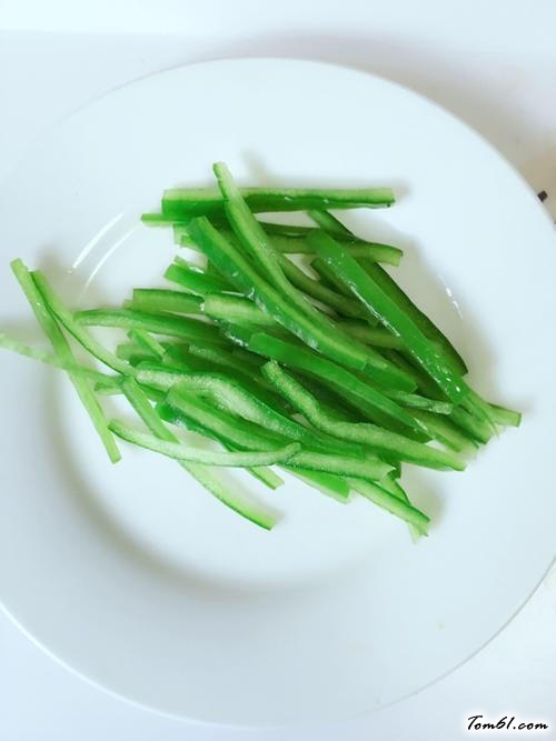 【竹笋炒肉丝】