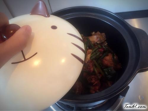 【香辣石锅仔鸡】