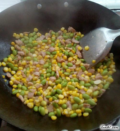 【玉米炒肉丁】