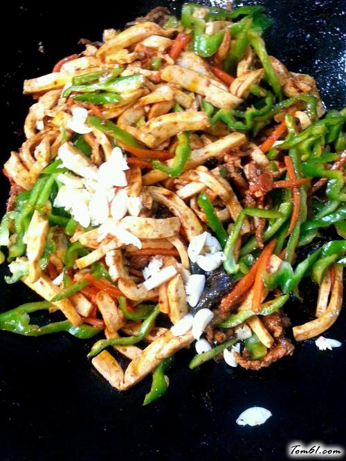 【酱香豆腐干】