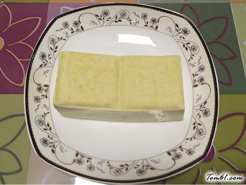 【猪肉香菇酿豆腐】