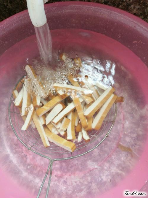 【五花肉青蒜炒豆干】